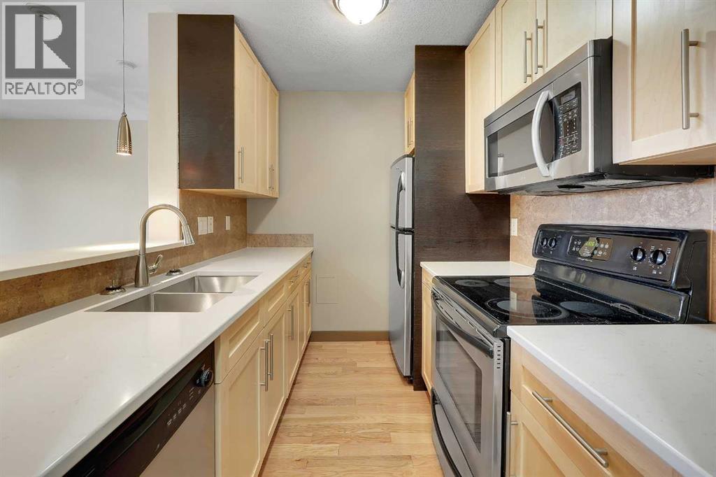 5302, 27 Grier Place NE