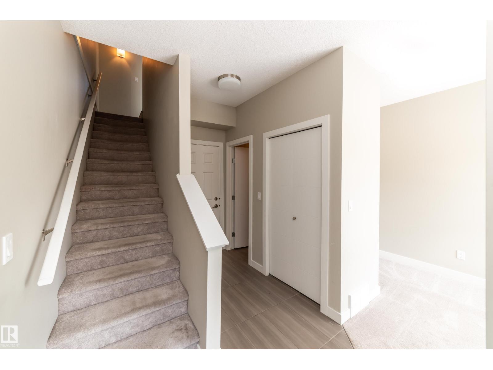 #22 2560 PEGASUS BV NW