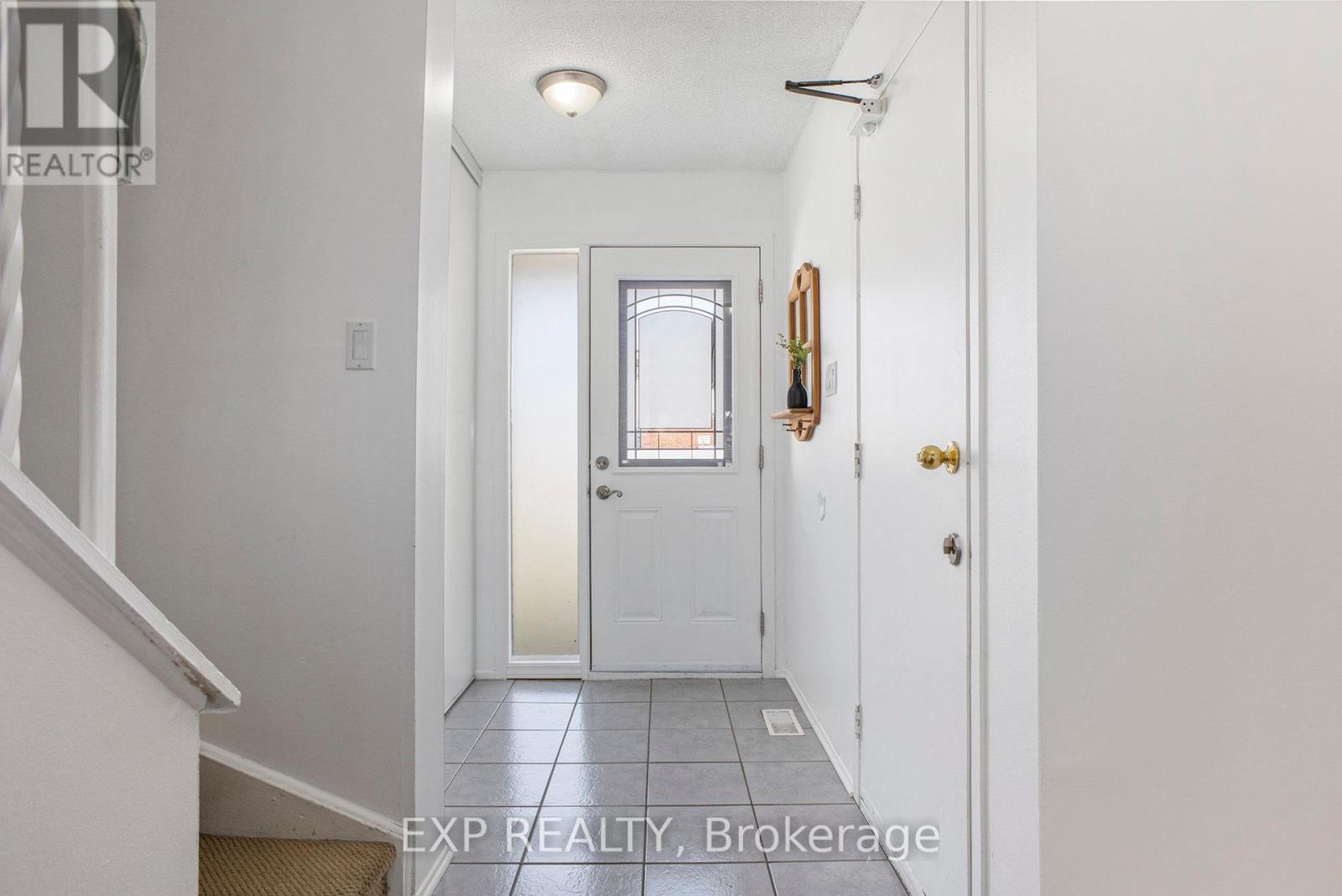 68 - 30 BANEBERRY CRESCENT