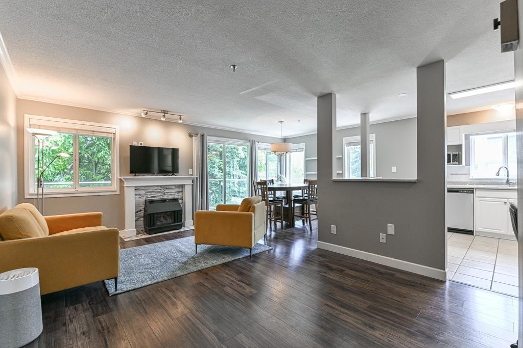211 33688 KING ROAD