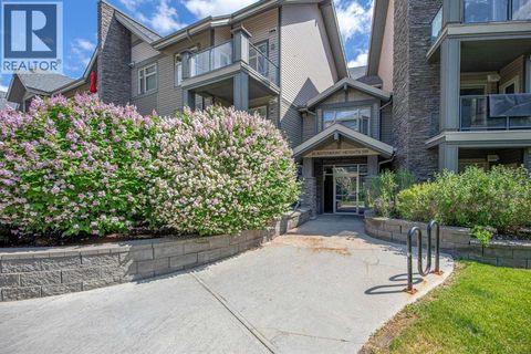 223, 35 Aspenmont Heights SW Calgary AB T3H0E5