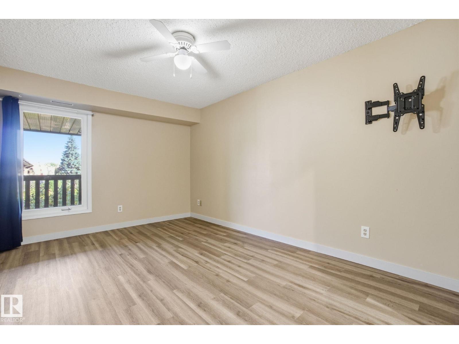 119 SURREY GARDENS GD NW