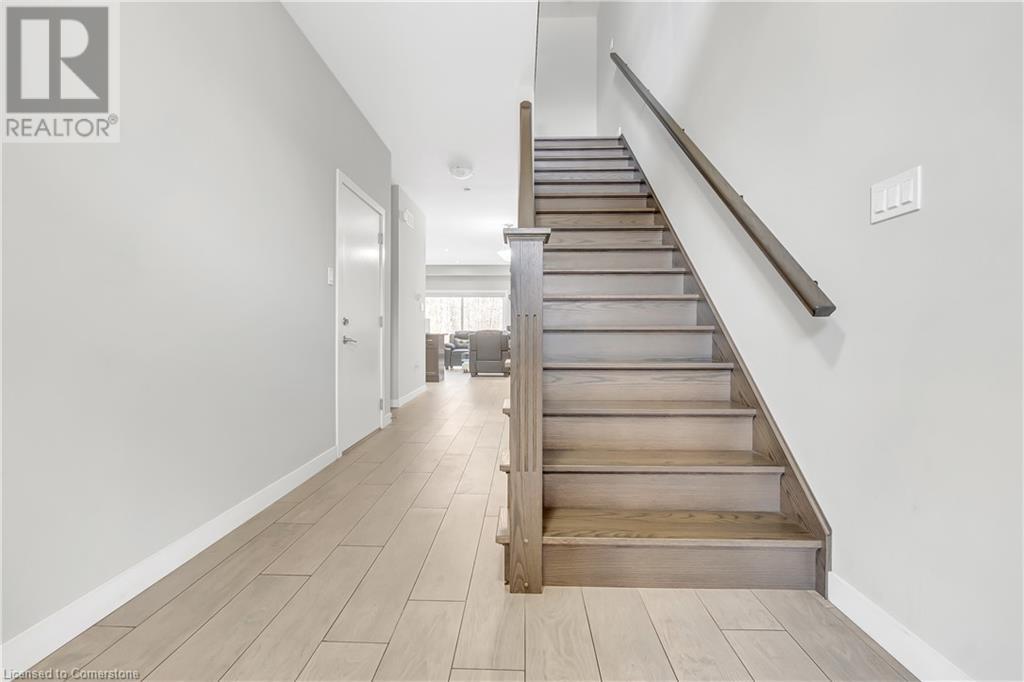 940 ROBERT FERRIE Drive