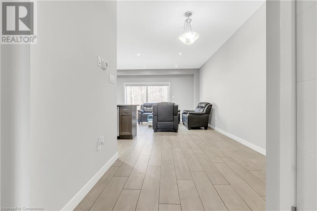 940 ROBERT FERRIE Drive