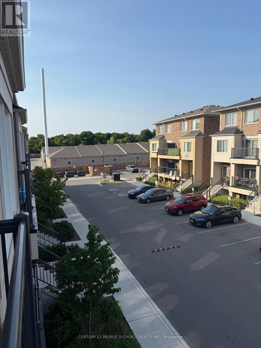 4 - 465 BERESFORD PATH