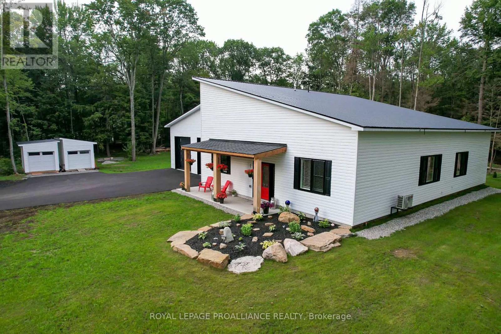 1313 LILY BAY DRIVE N