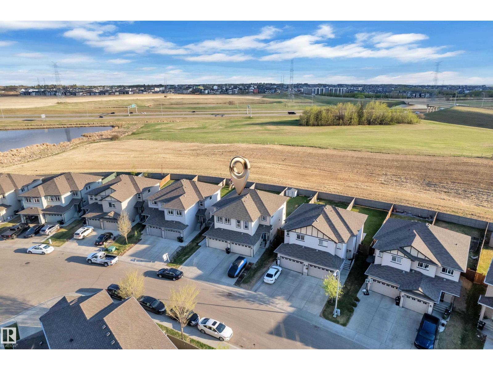 3319 11 AV NW