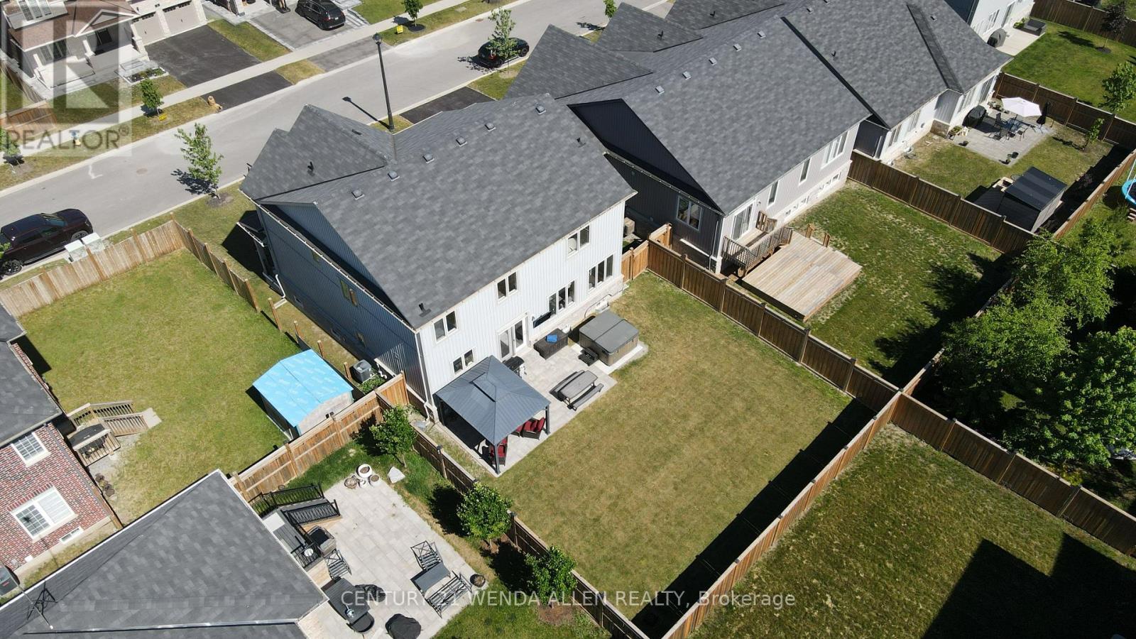 6 TIMBER DRIVE