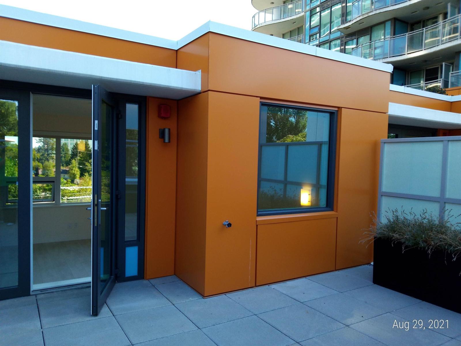 TH10 10388 133 STREET