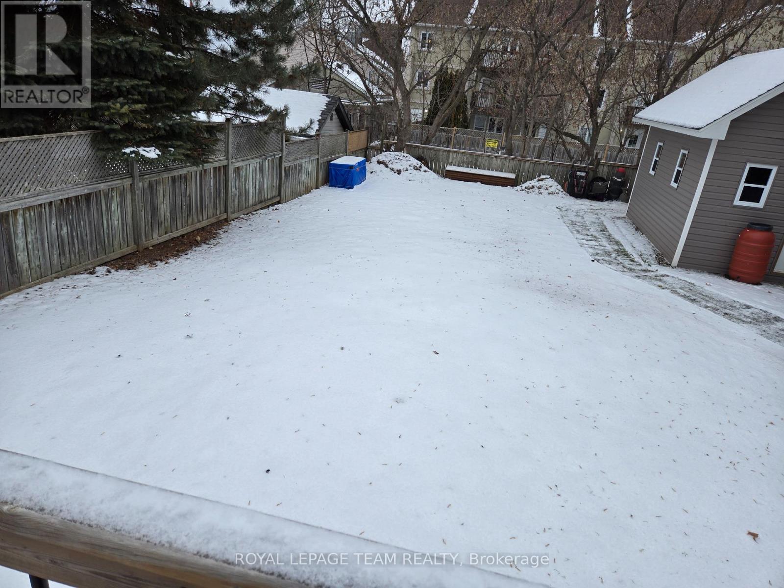 189 NAPOLEON STREET S