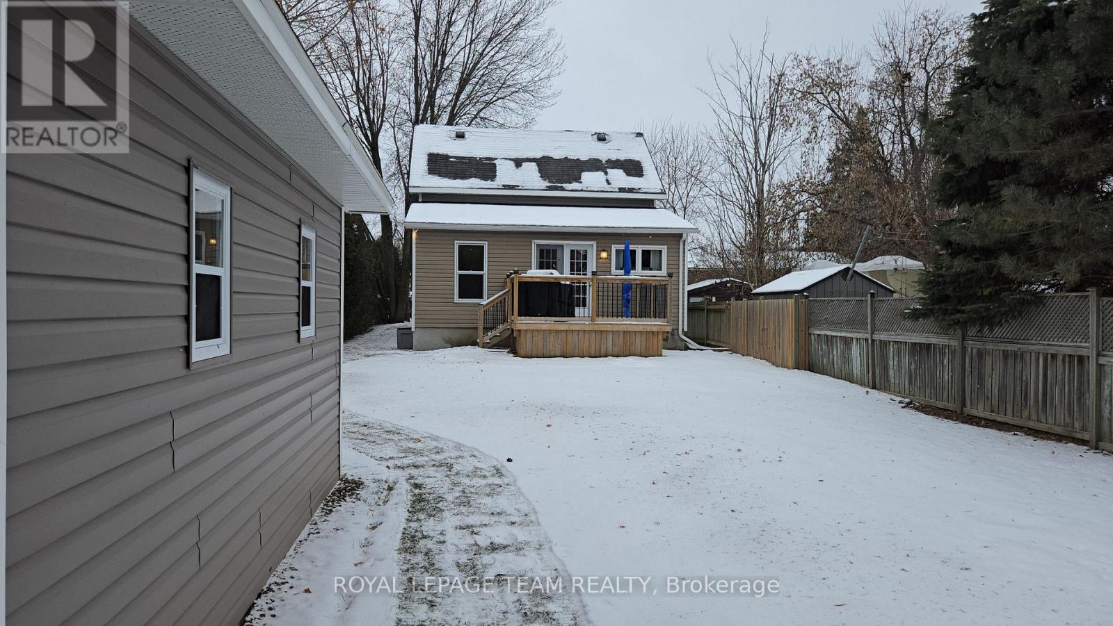 189 NAPOLEON STREET S