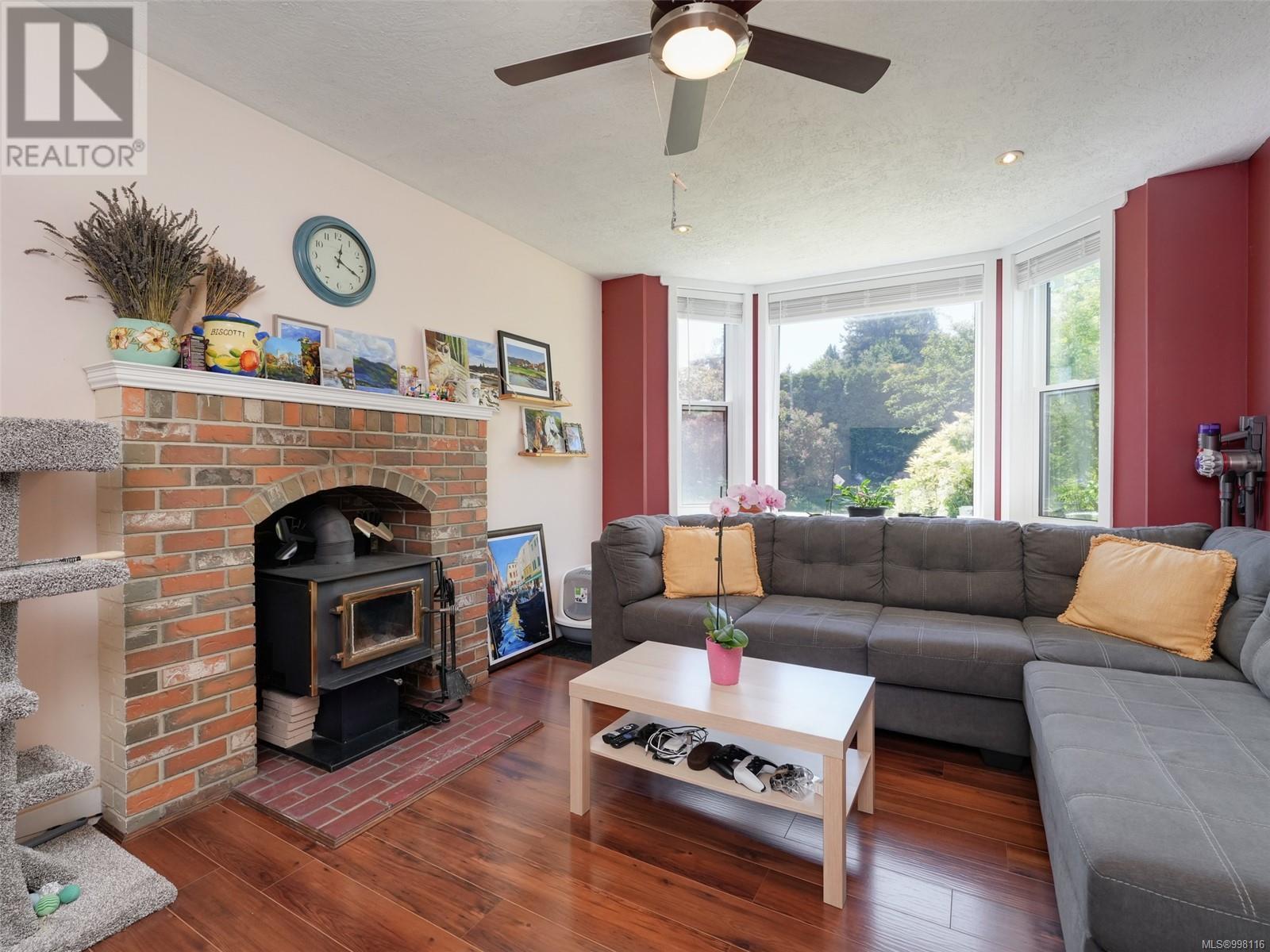 3343 Brenda Lane