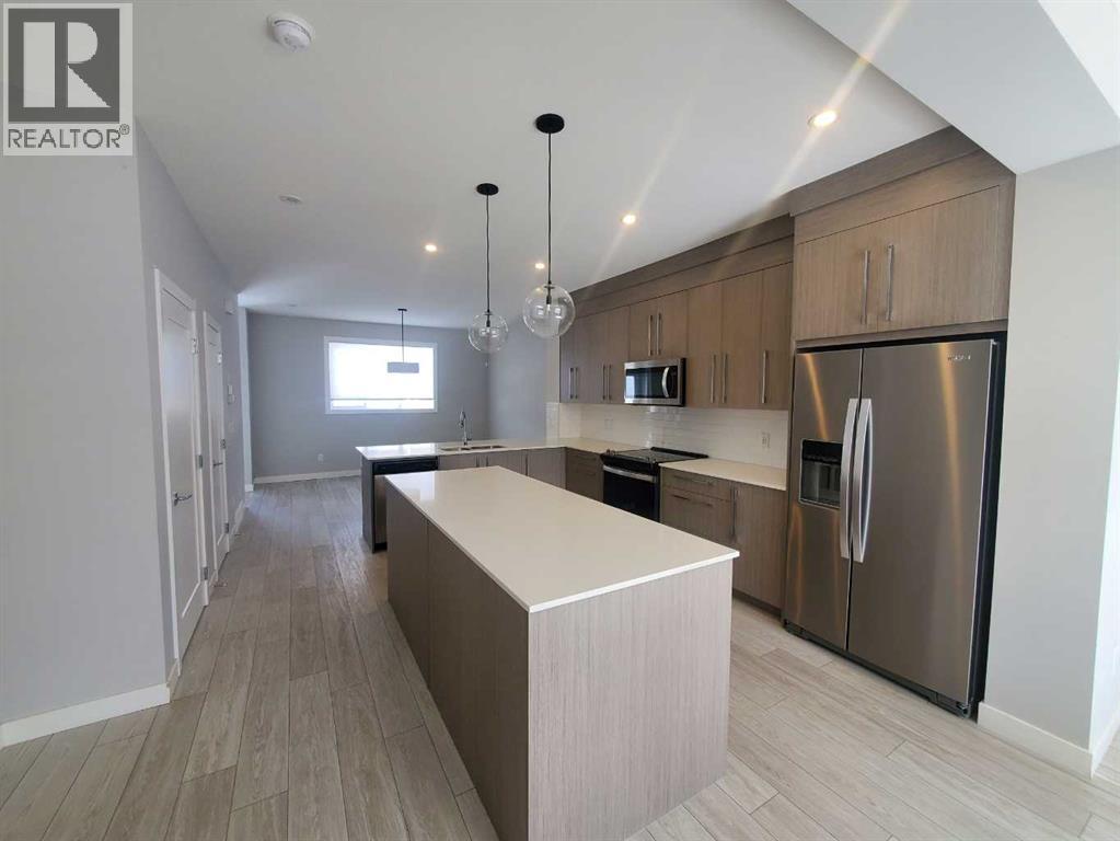 1045 West Lakeview Drive