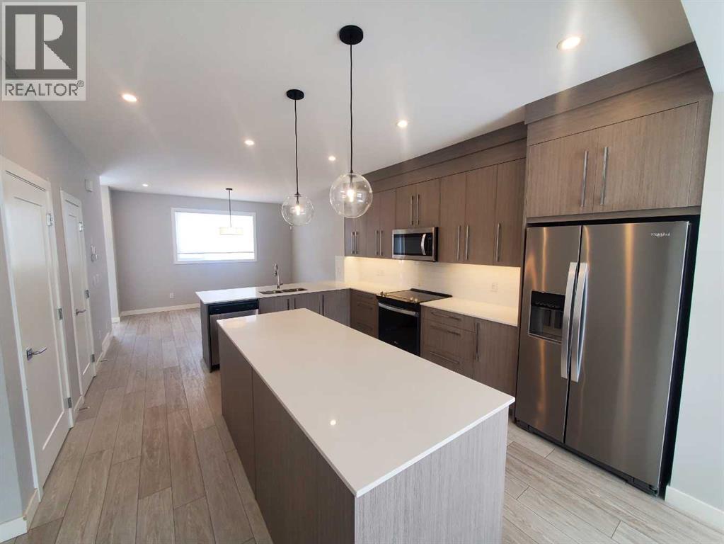 1045 West Lakeview Drive