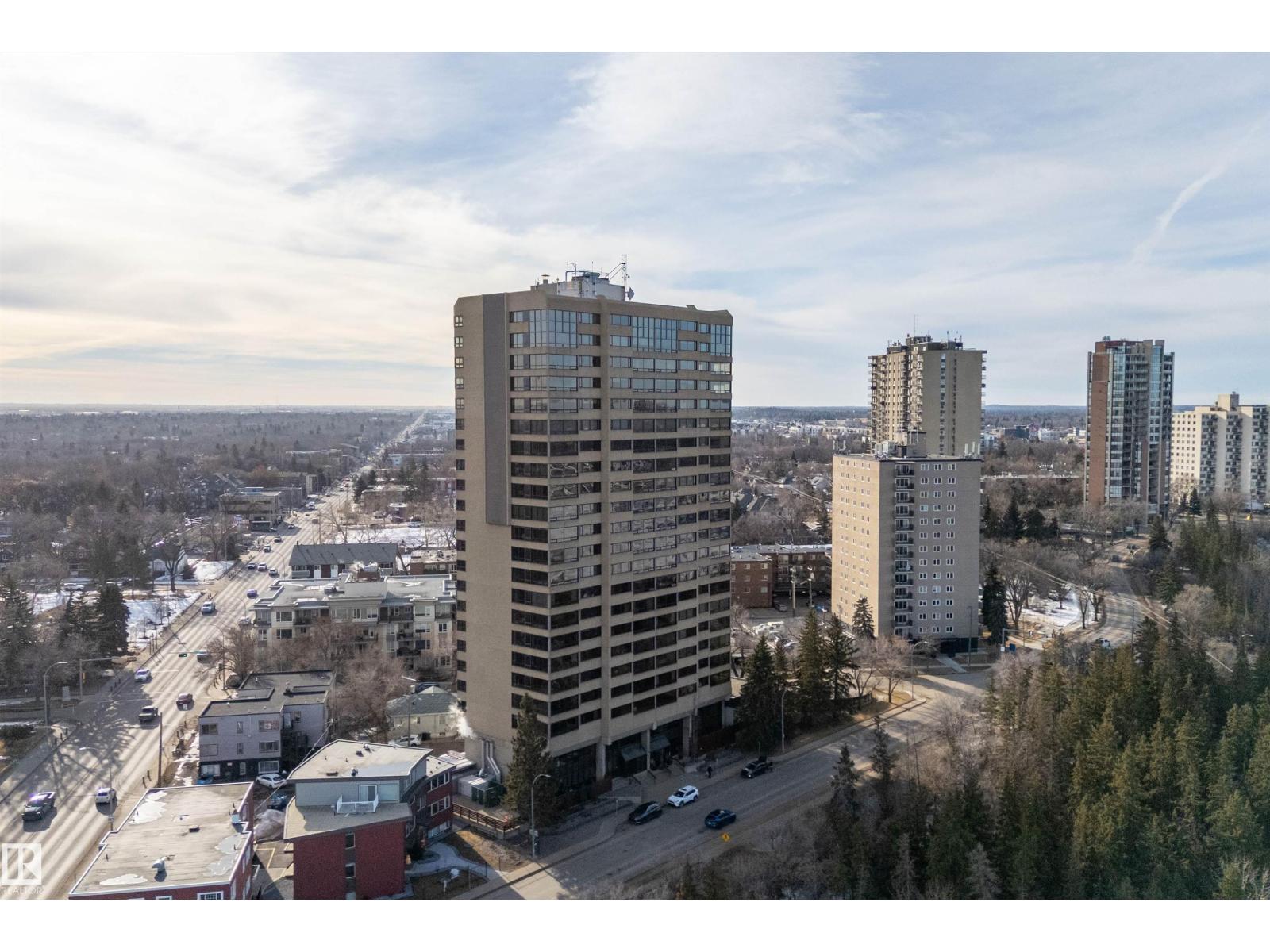 #203 9929 SASKATCHEWAN DR NW