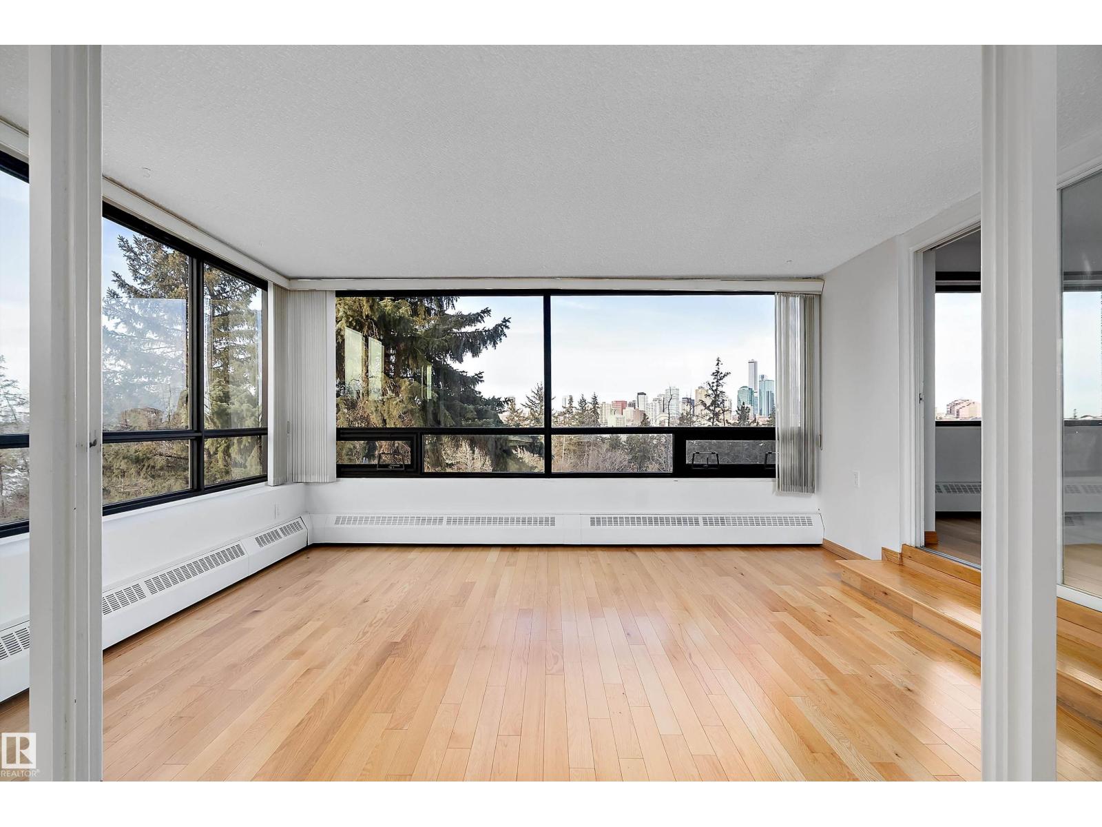 #203 9929 SASKATCHEWAN DR NW