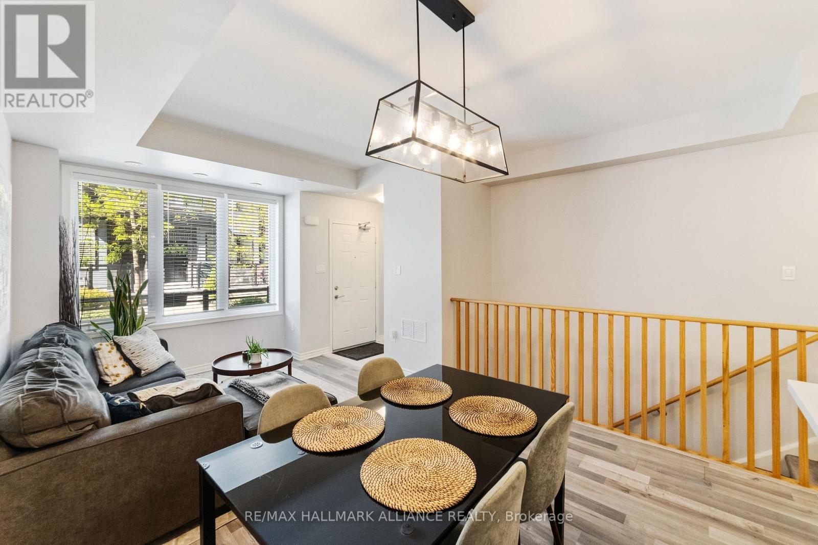 12 - 1150 STROUD LANE