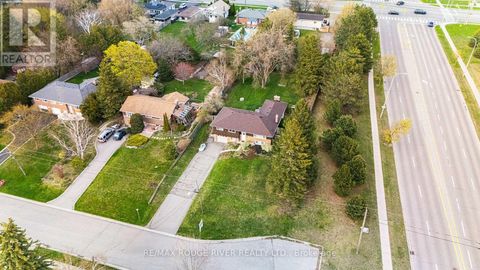 133 ELIZABETH CRESCENT Whitby (Blue Grass Meadows) ON L1N3S1
