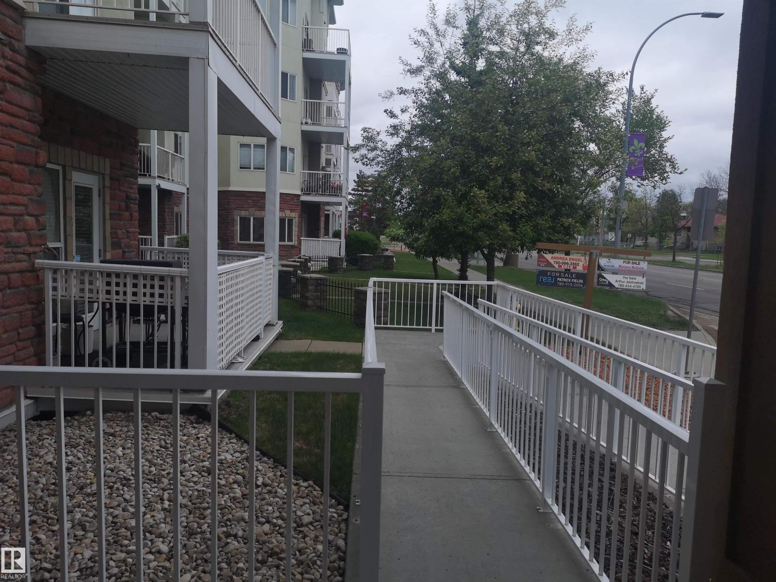 #218 8528 82 AV NW NW