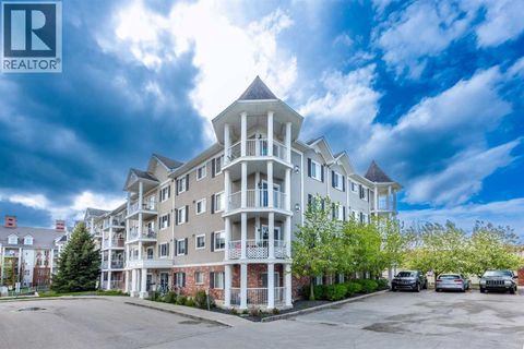 5408, 69 Country Village Manor NE Calgary AB T3K0T1