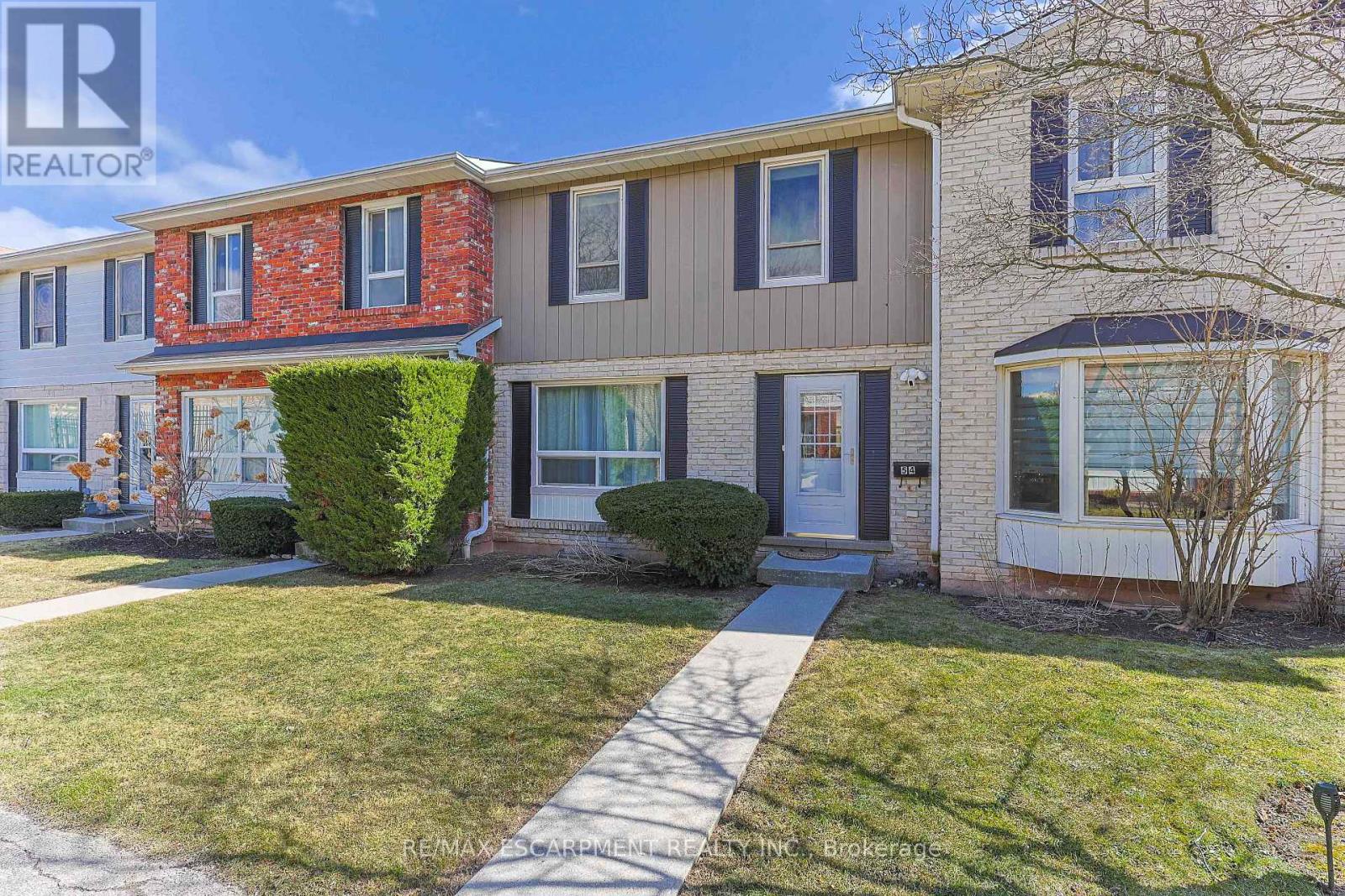 54 - 5475 LAKESHORE ROAD