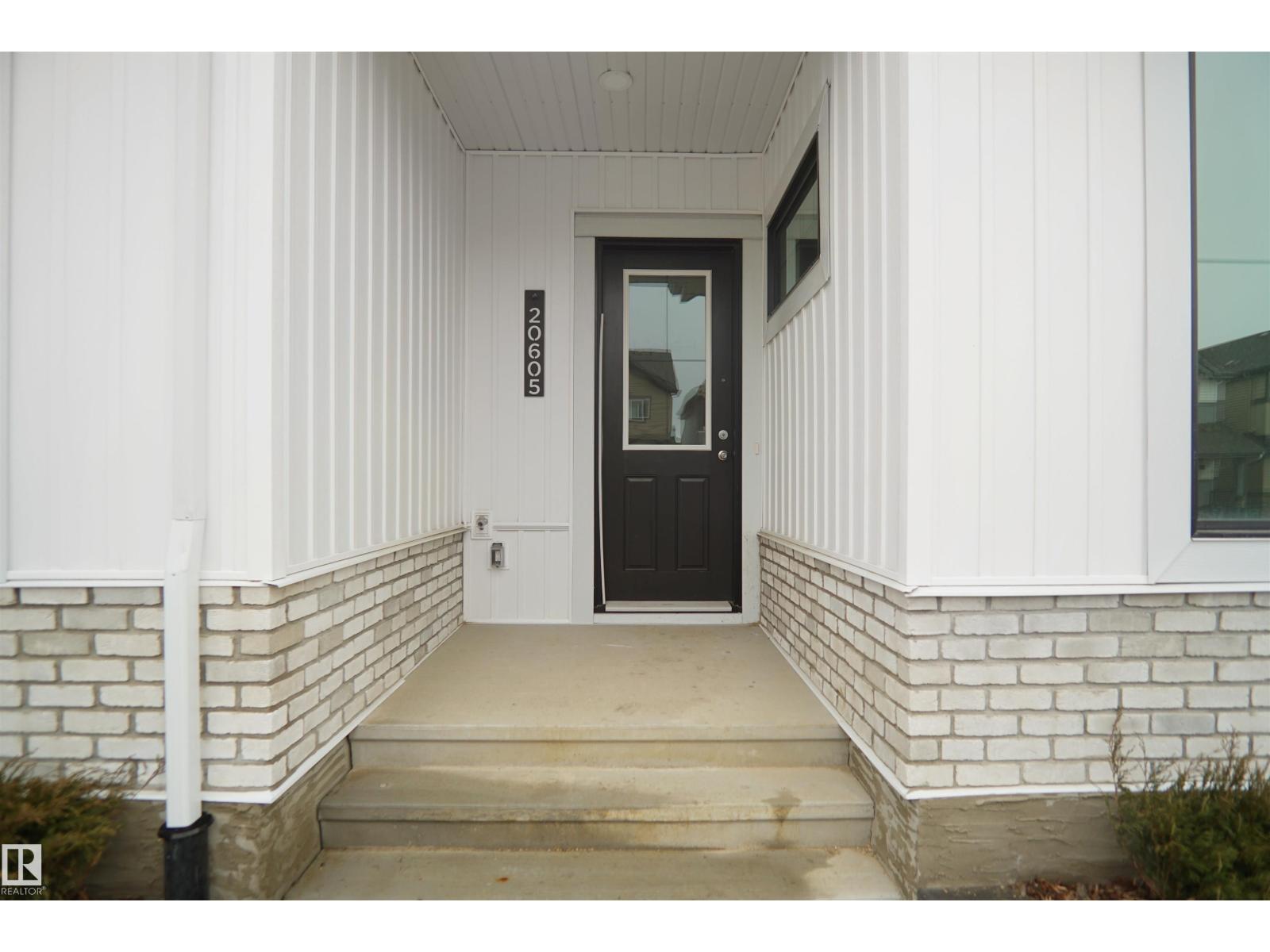 20605 42 AV NW