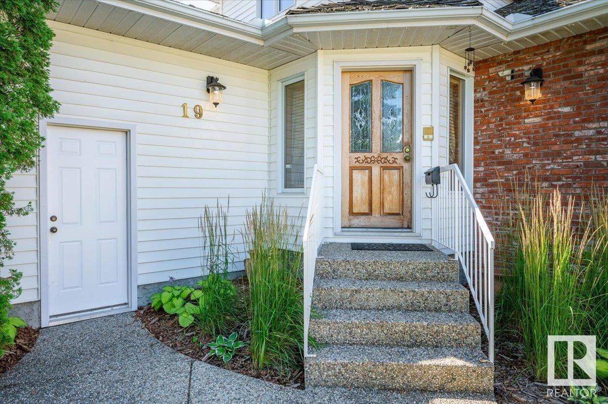 19 RHATIGAN EAST RD NW