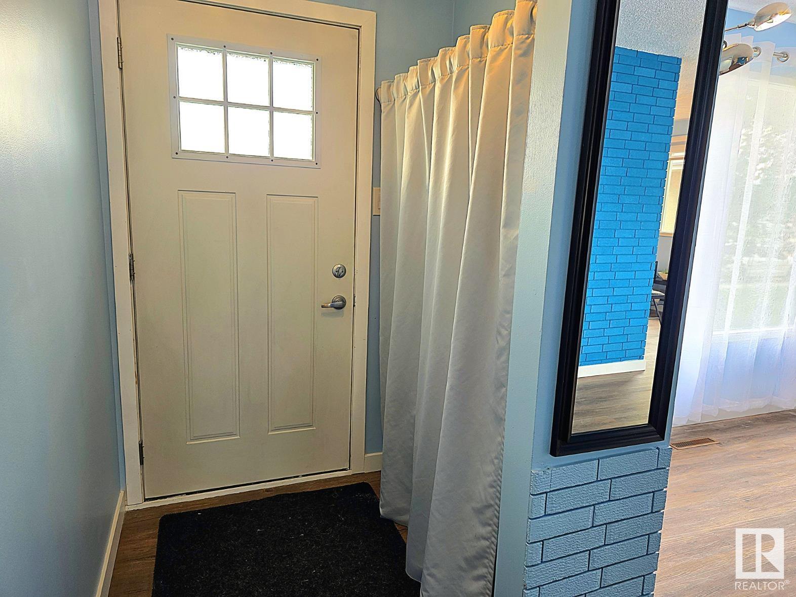 16313 87 AV NW