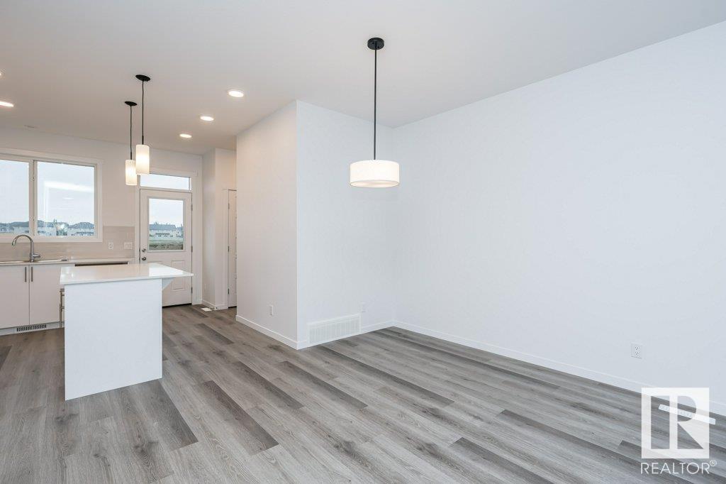 6407 63 ST