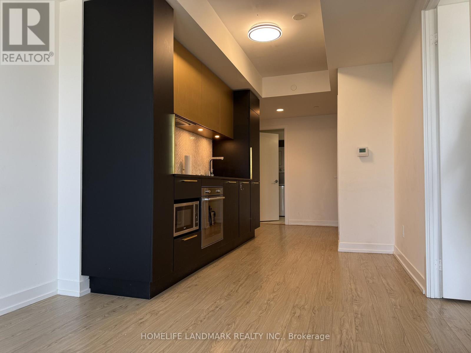 3705 - 85 WOOD STREET