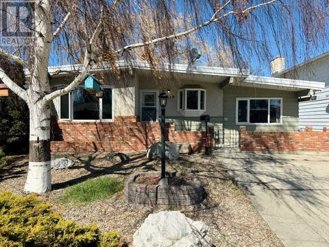 1519 16 Avenue S Lethbridge AB T1K0Y7