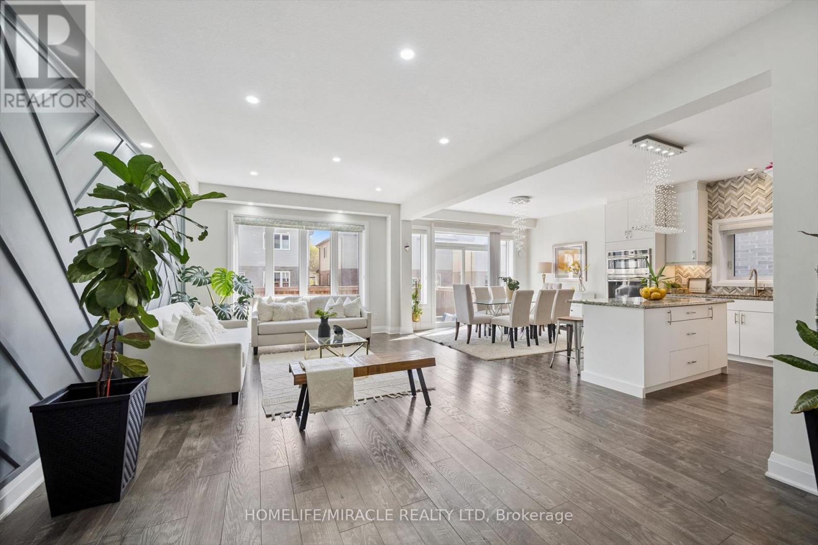 736 WOOD LILY STREET