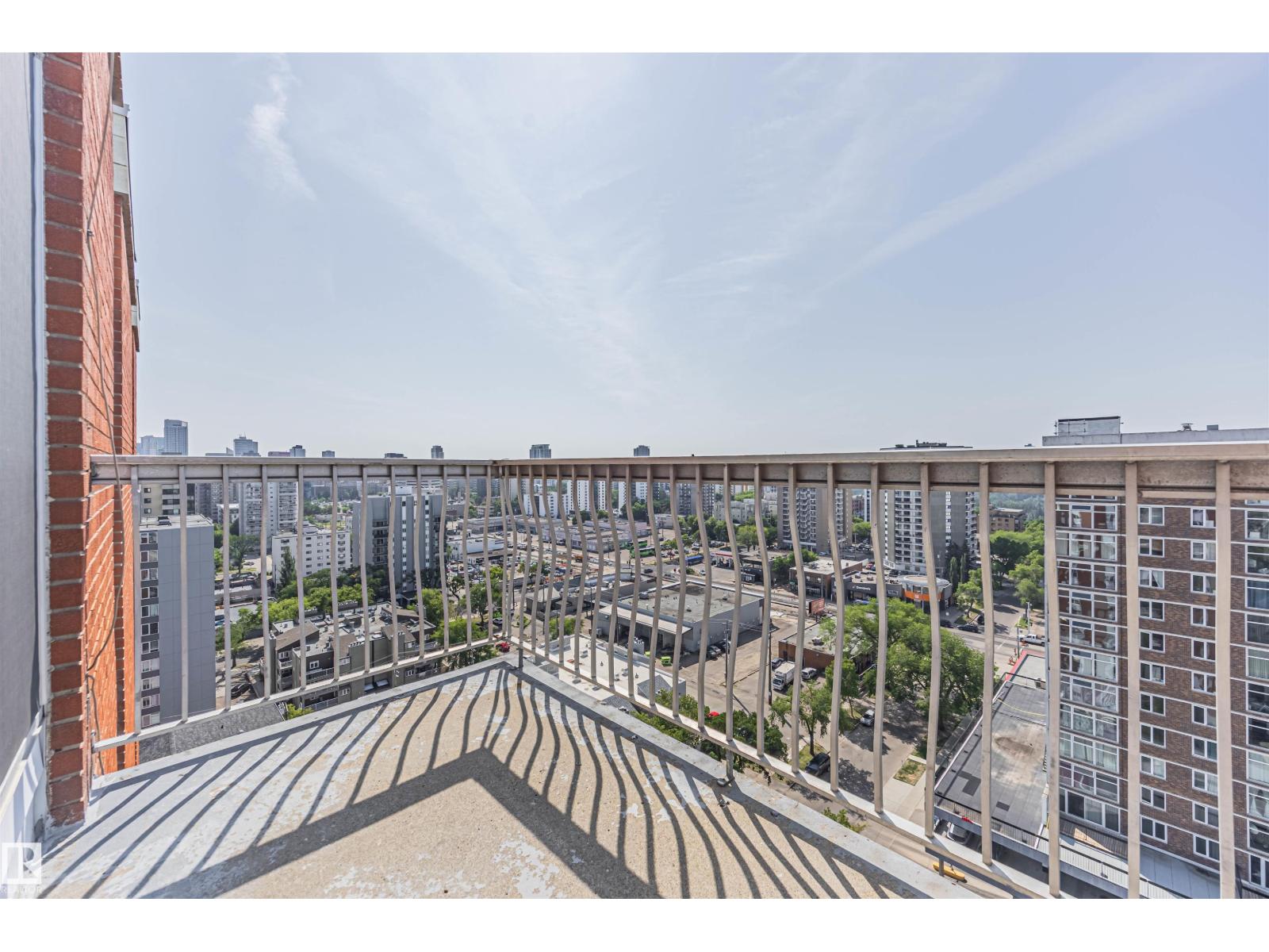 #1705 10150 117 ST NW