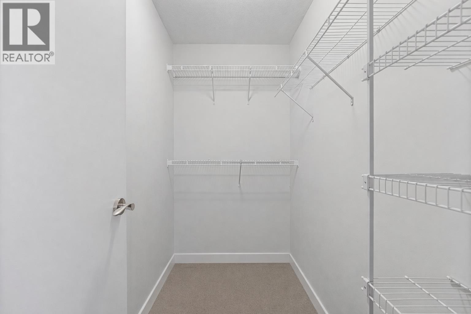 1602 125 COLUMBIA STREET