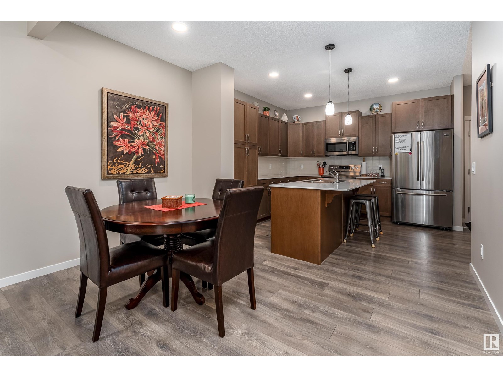 180 SANTANA CR