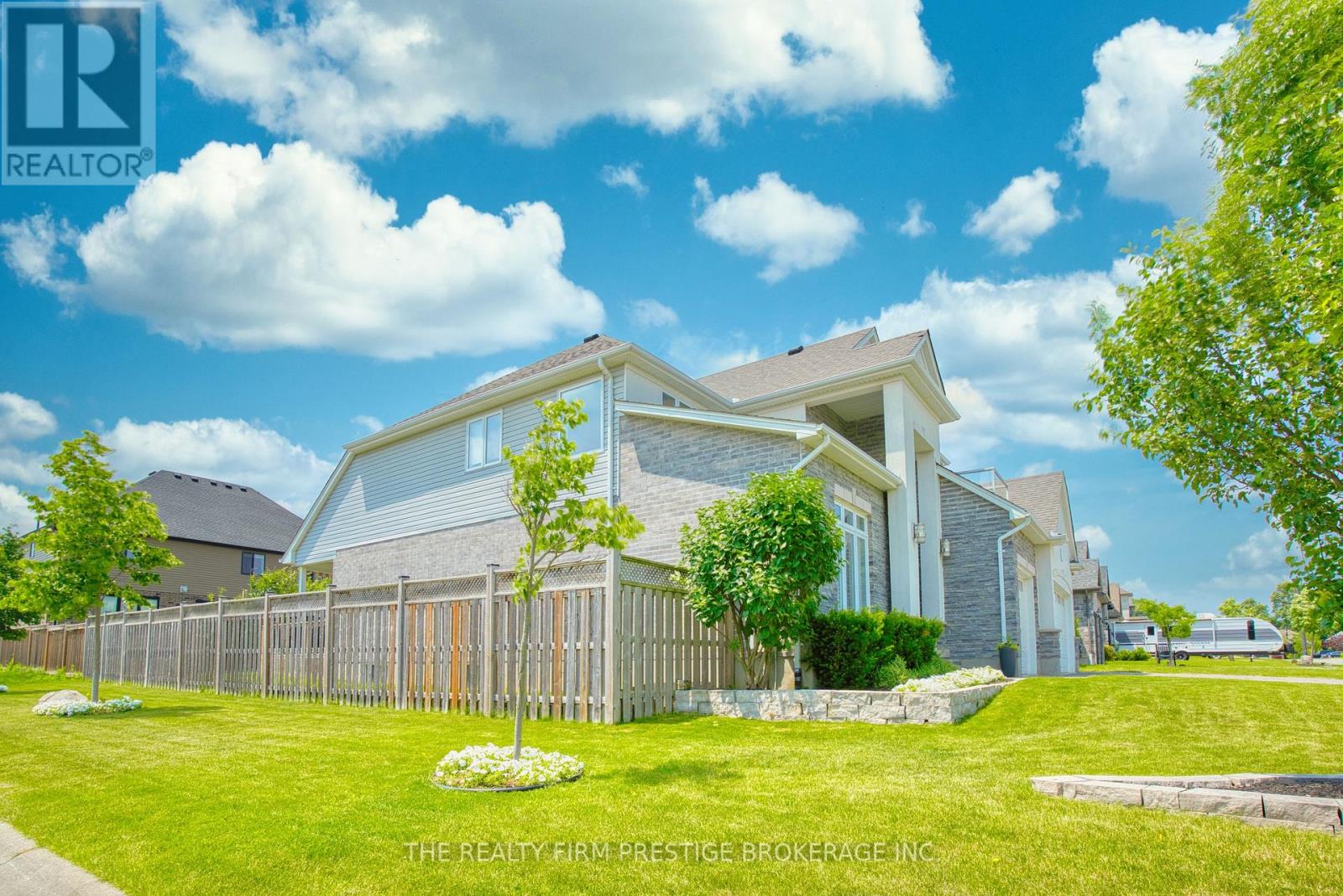 1104 COATES LANE