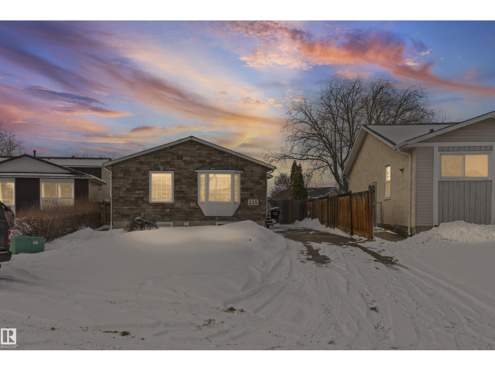 115 WARWICK RD NW