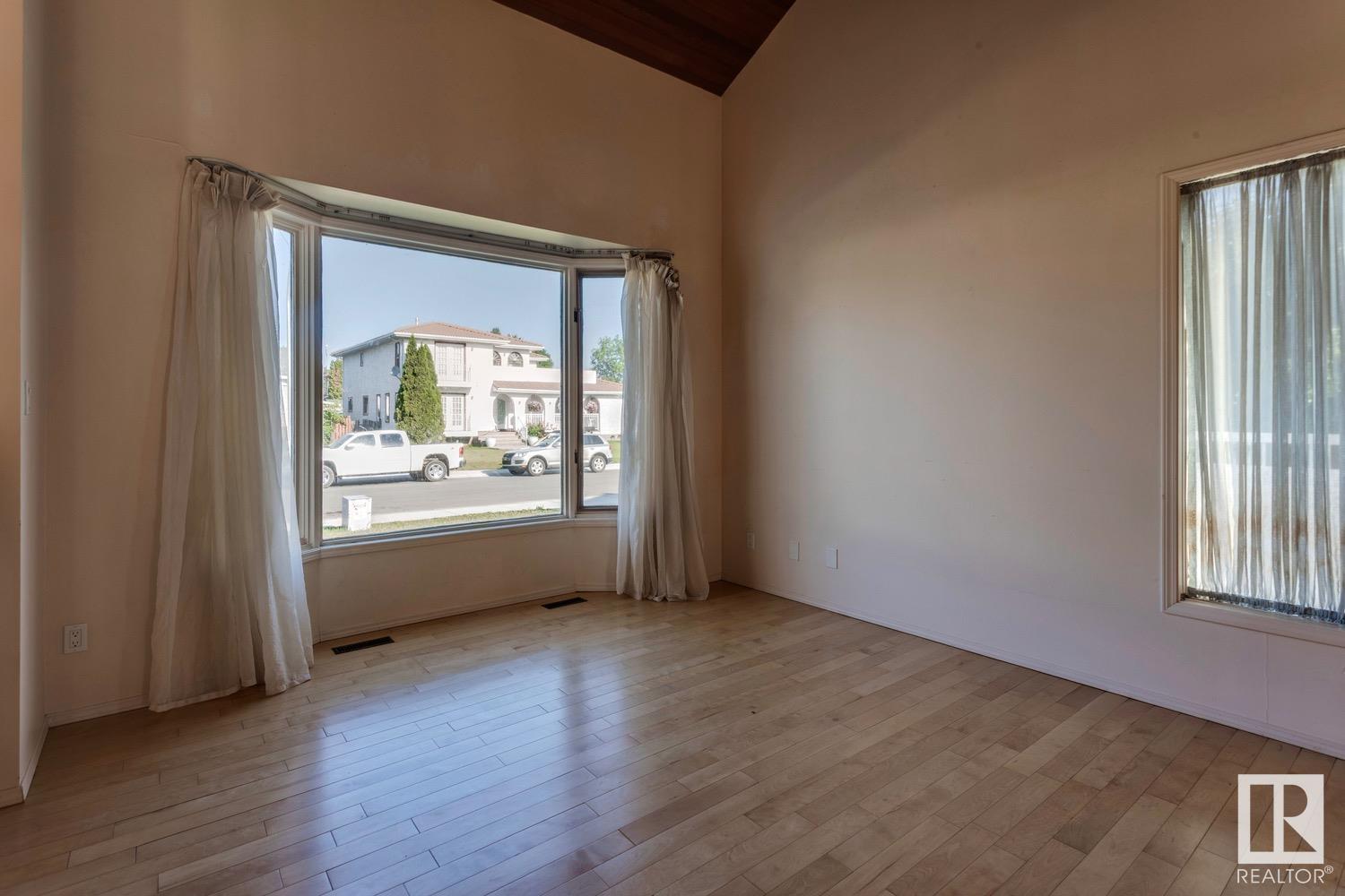 16117 108 ST NW NW