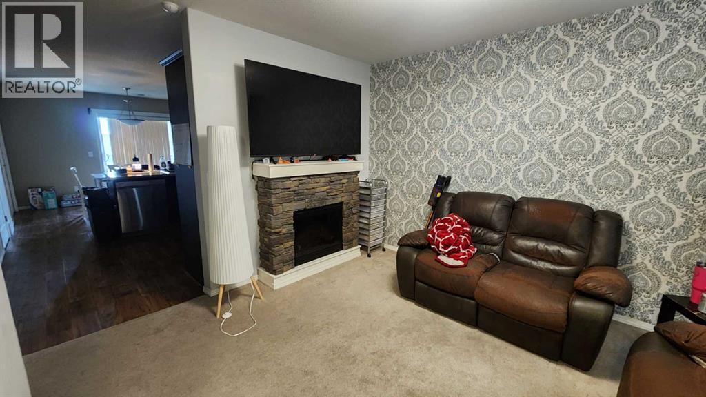 86, 53 Keystone Terrace W
