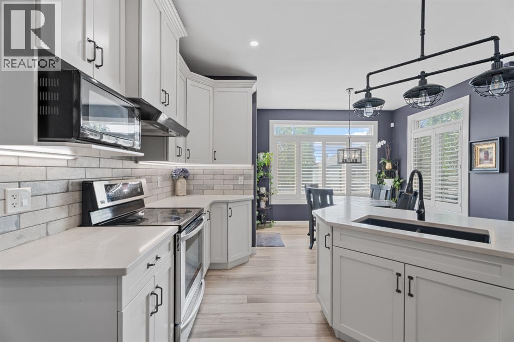 15 Drake Landing Drive