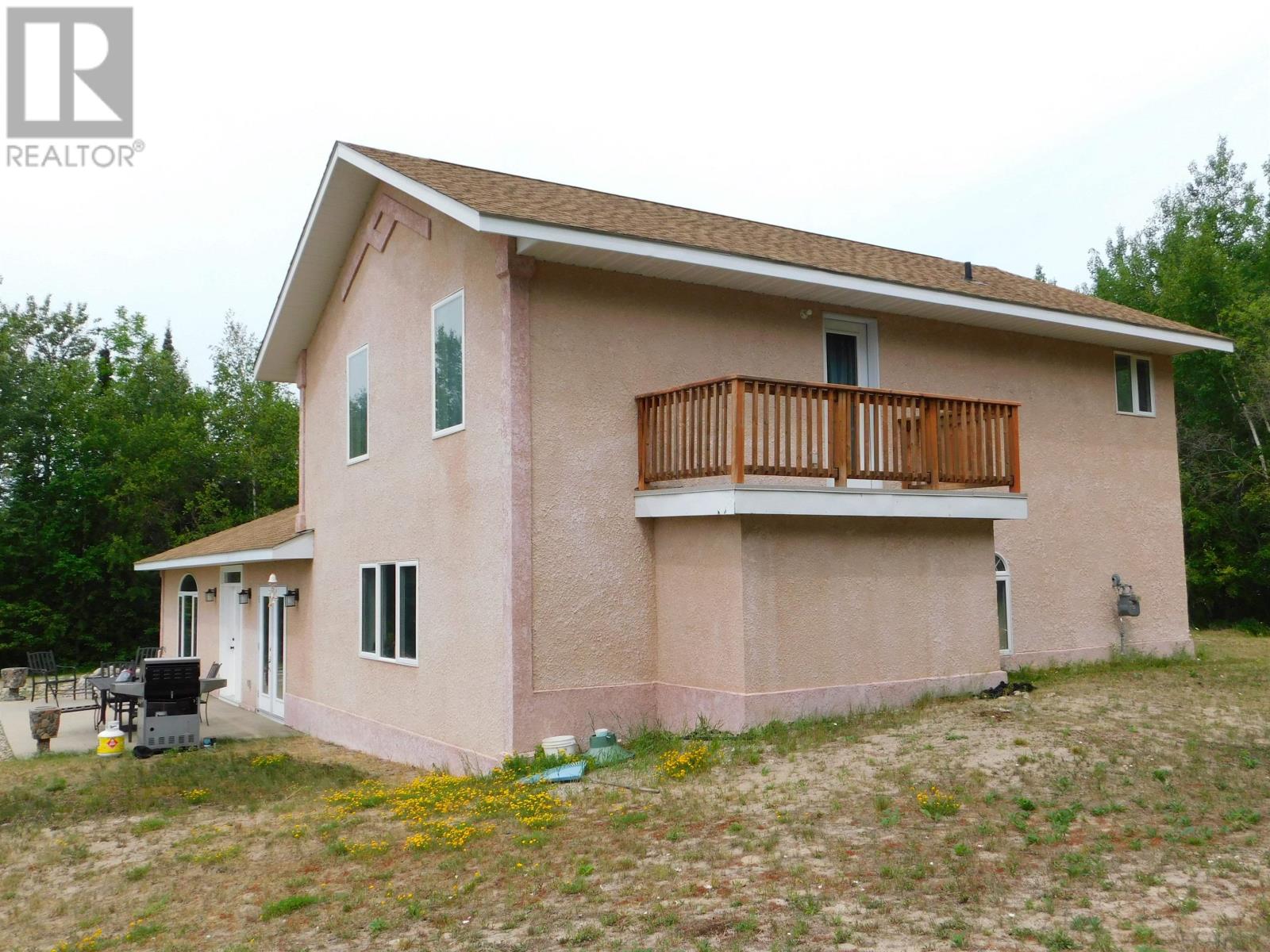 722 Sandy Beach RD