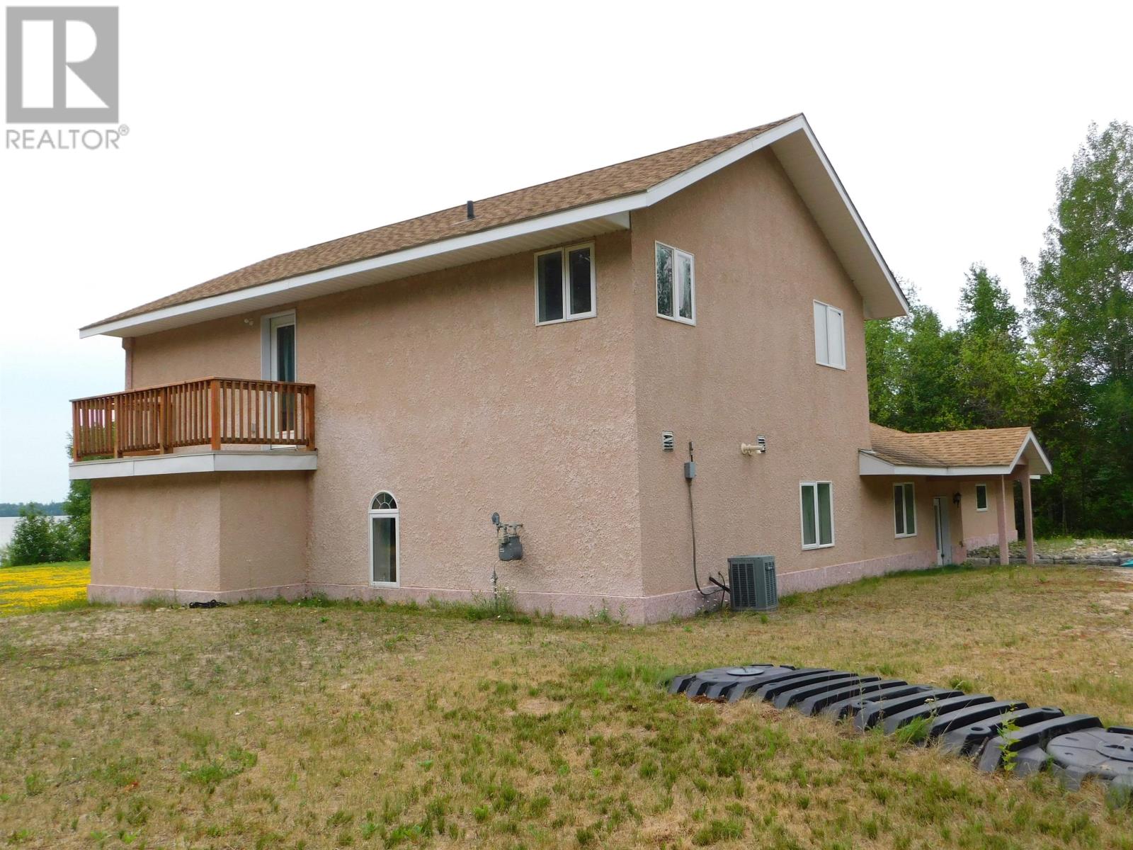 722 Sandy Beach RD