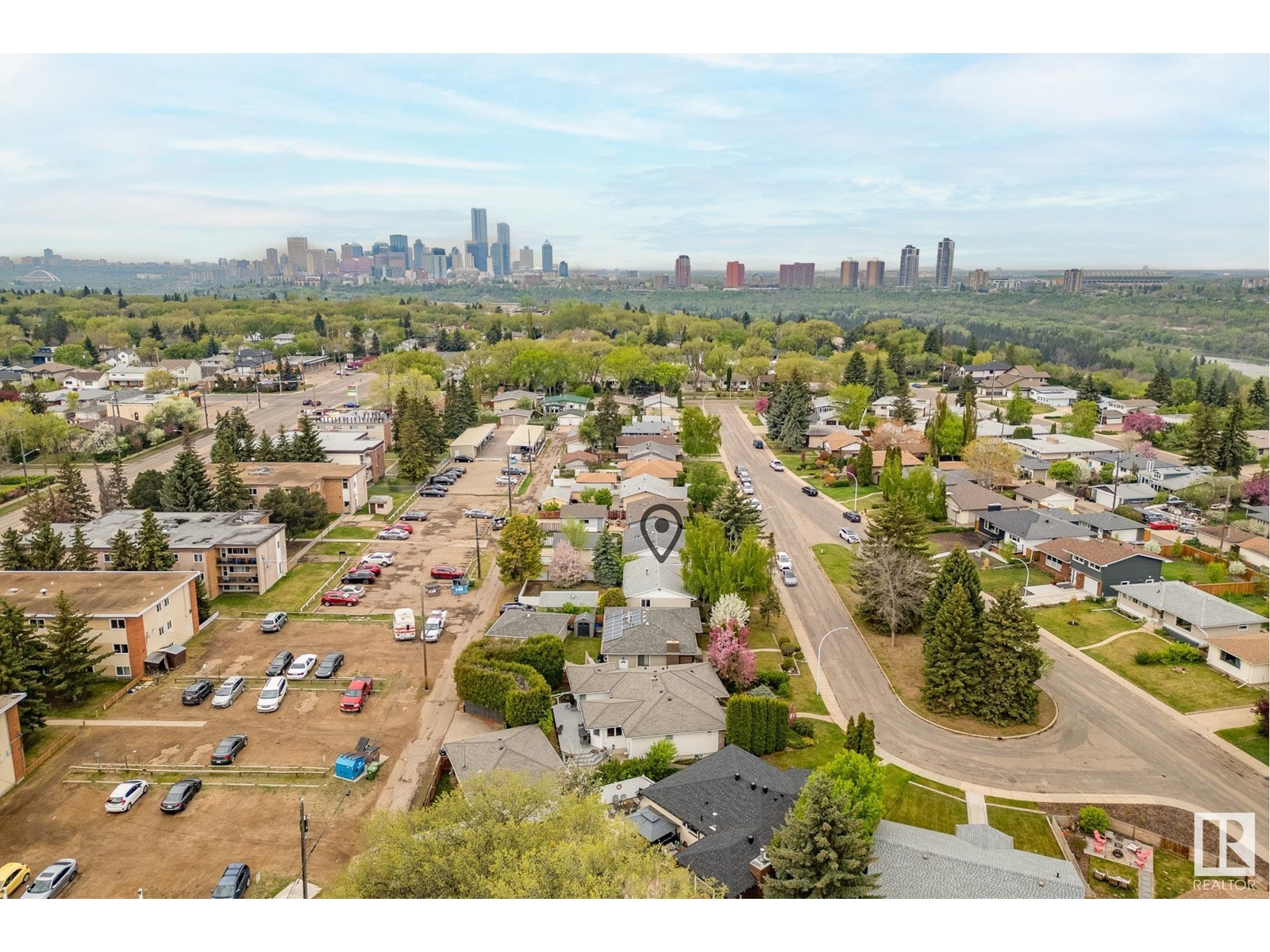 7711 106A AV NW
