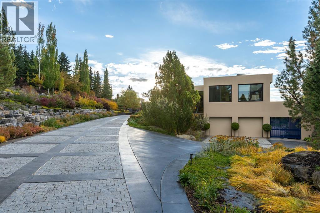 25102 Lower Springbank Road