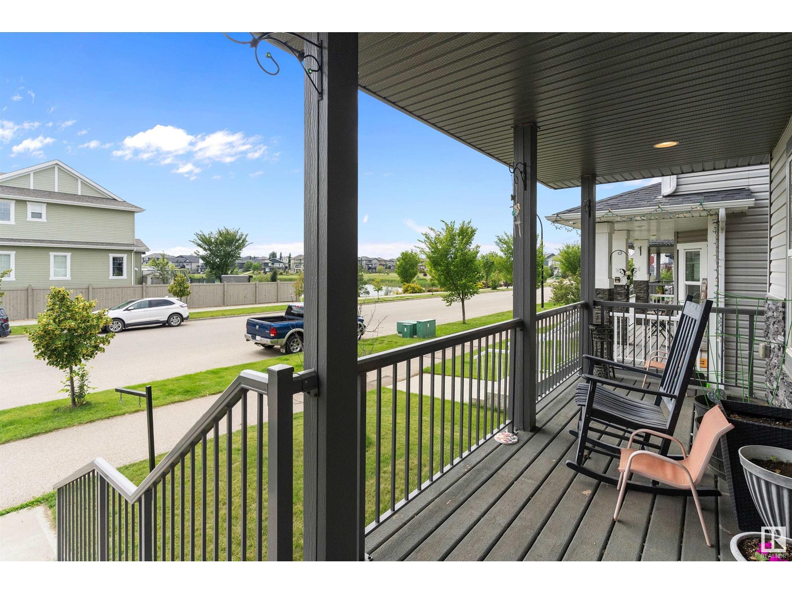 184 ROBINSON DR