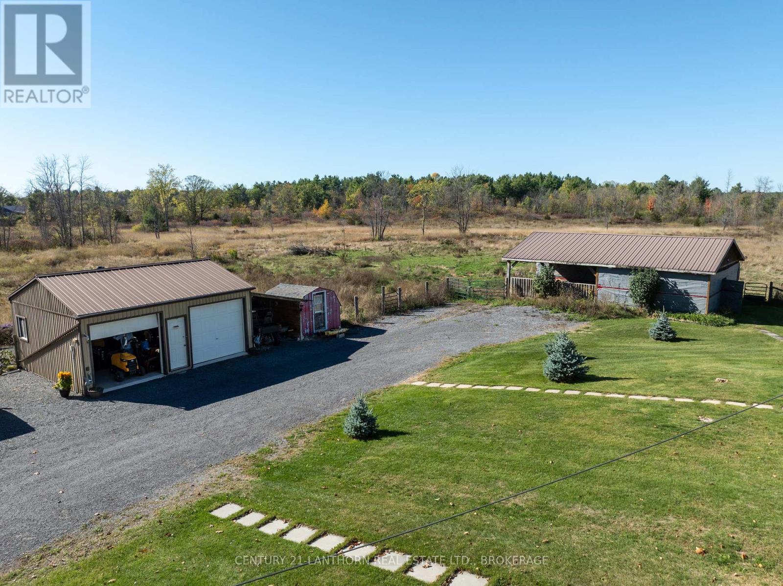 895 NINTH CONCESSION ROAD