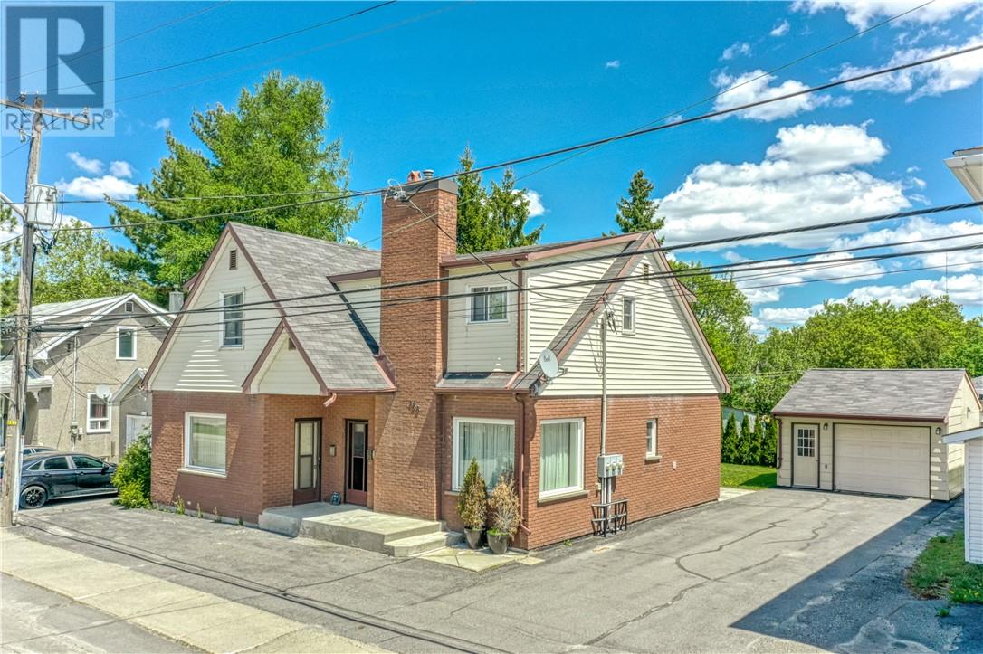 Photo 1 of 49 — 488 Clinton Avenue, Sudbury, ON P3B2S6