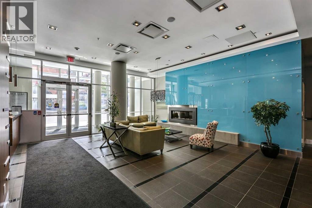 1904, 888 4 Avenue SW