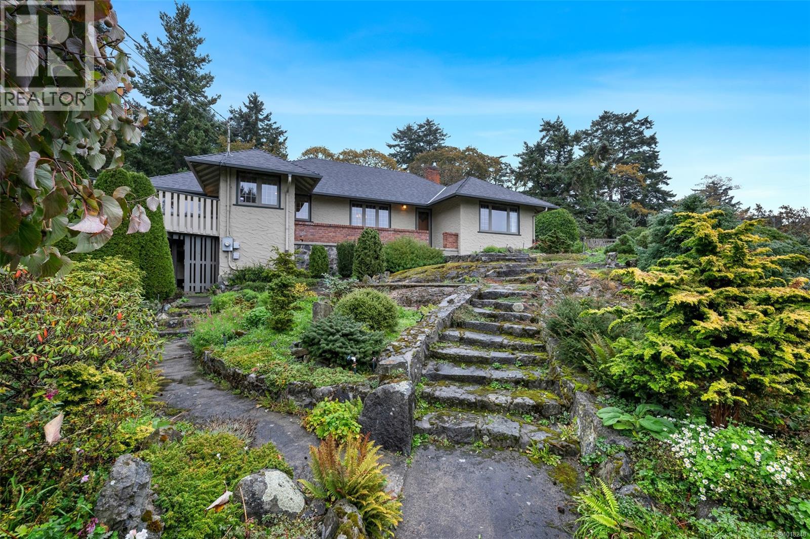 2850 Sea View Rd