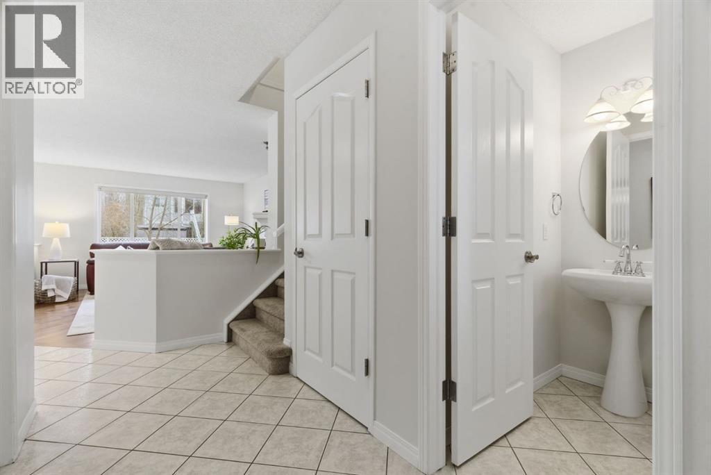 3611 Douglas Ridge Boulevard SE